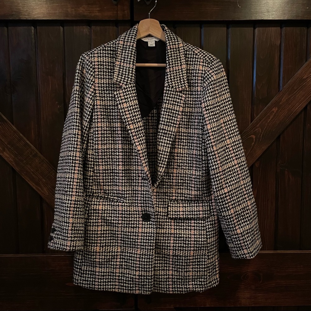 Old Navy houndstooth plaid Blazer black white